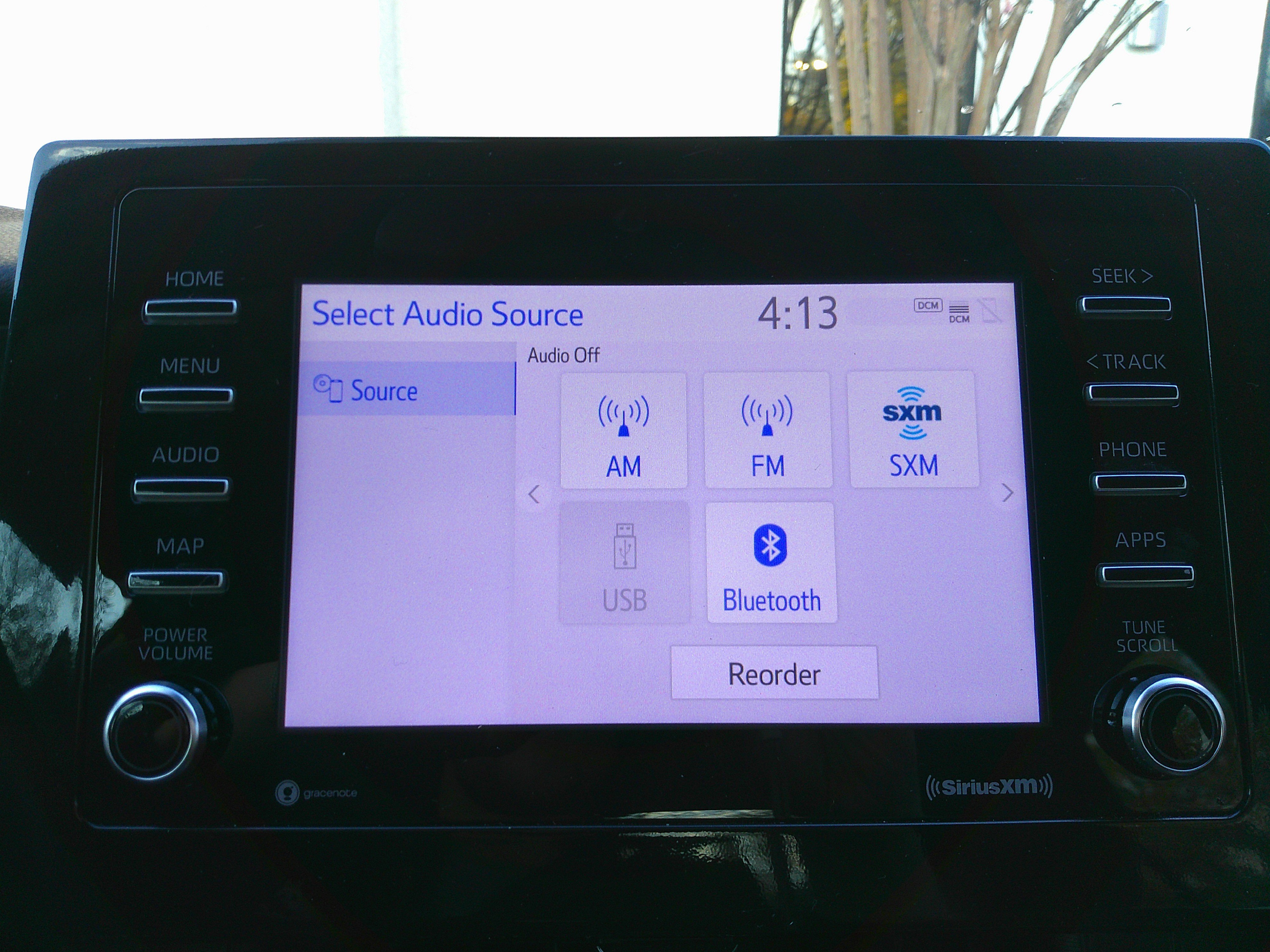 Used 2022 Toyota Camry LE image 25