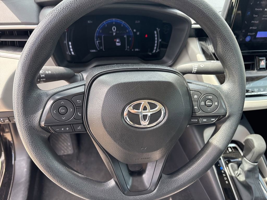 Used 2026 Toyota Corolla LE FWD image 15
