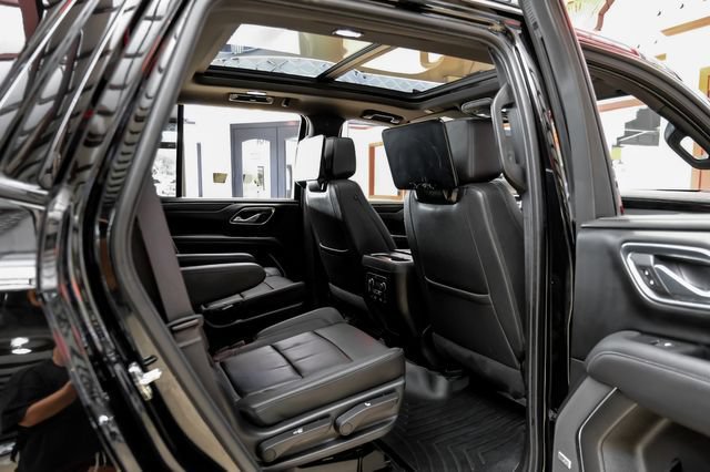 Used 2023 Chevrolet Tahoe Z71 w/ Z71 Off-Road Package AWD/4WD image 39