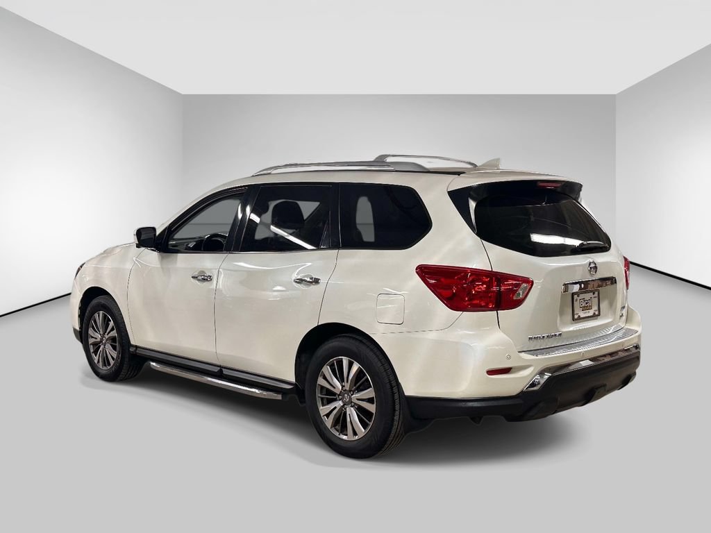Used 2020 Nissan Pathfinder SL w/ Cargo Package AWD/4WD image 6