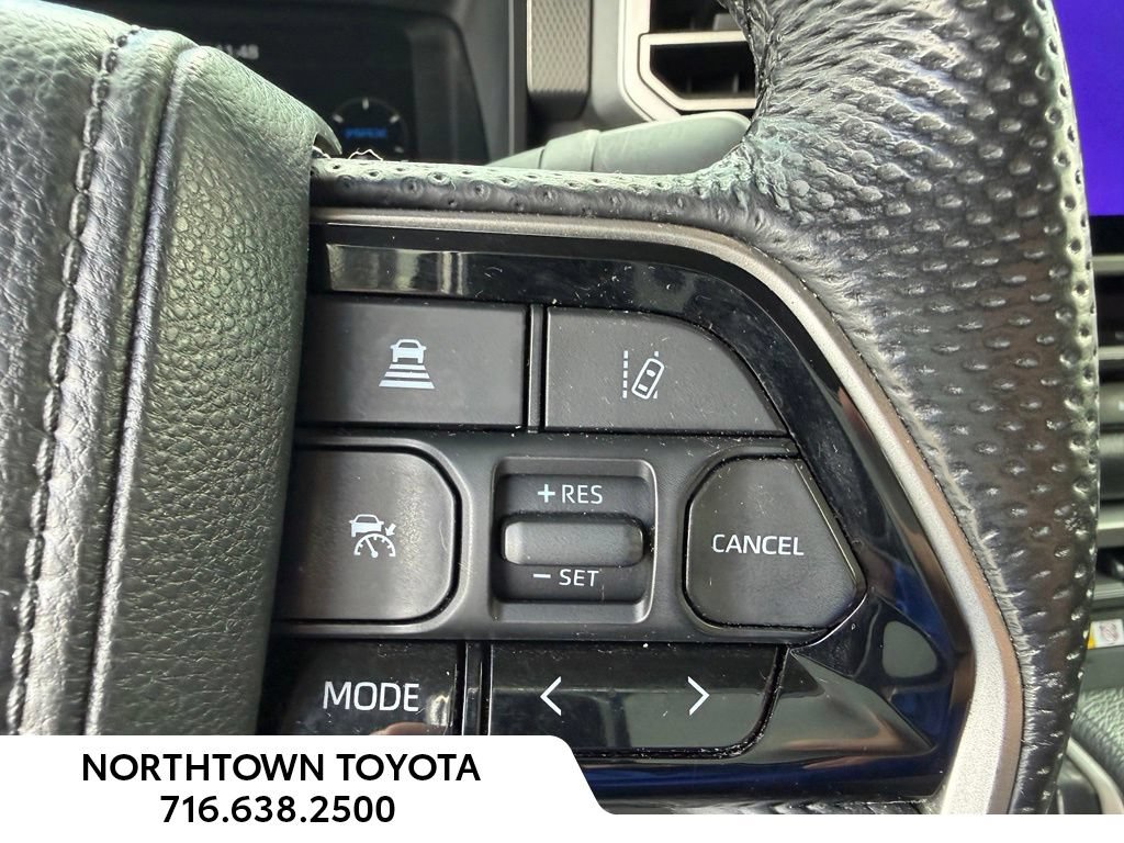 Used 2024 Toyota Tundra Limited AWD/4WD image 18
