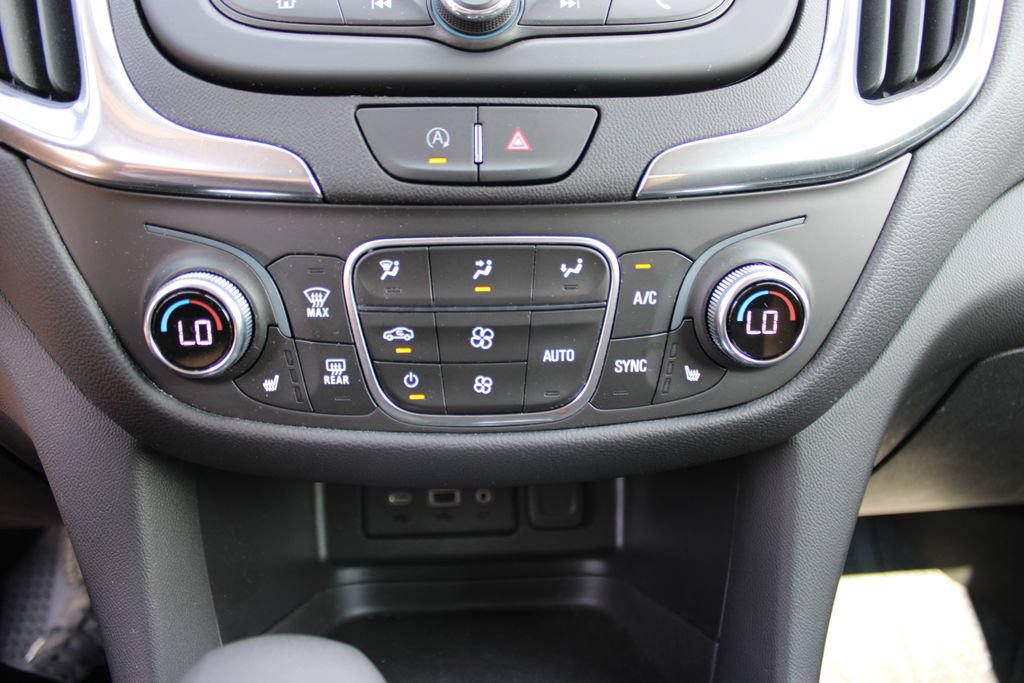 Used 2022 Chevrolet Equinox LT AWD/4WD image 21
