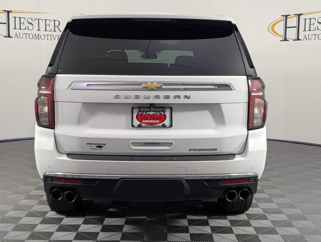 Used 2023 Chevrolet Suburban Premier image 6
