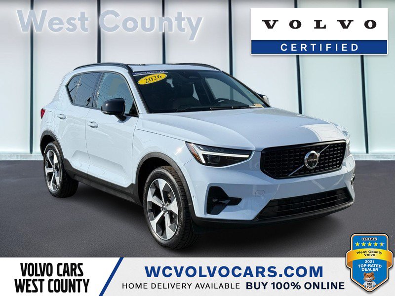 Used 2026 Volvo XC40 B5 Plus AWD/4WD image 1