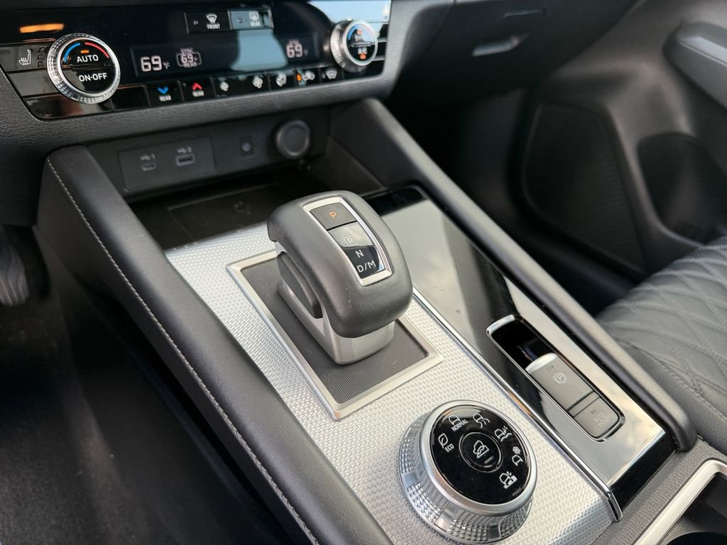 Used 2022 Mitsubishi Outlander SEL image 21