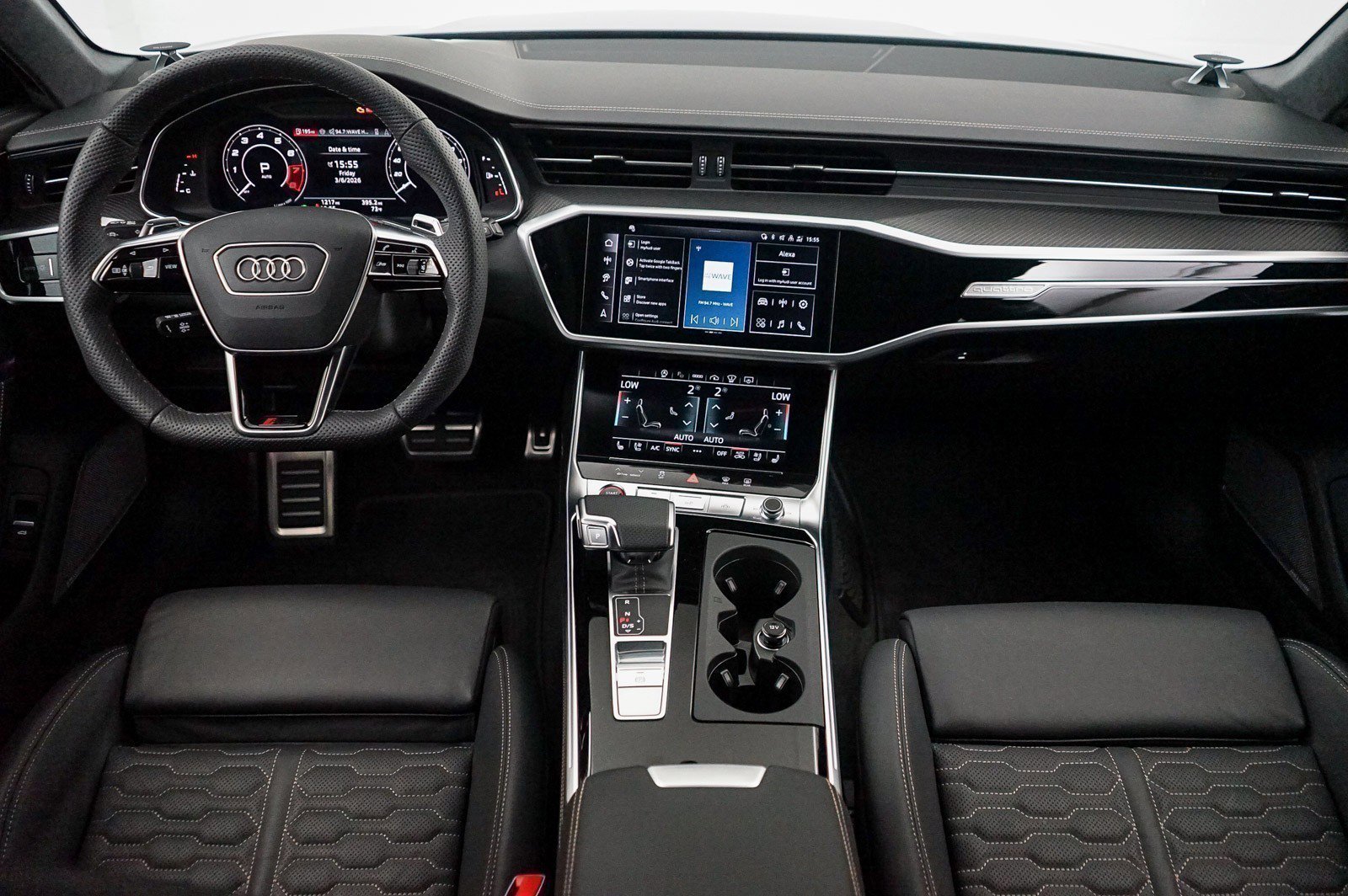 Used 2024 Audi RS 6 performance image 19