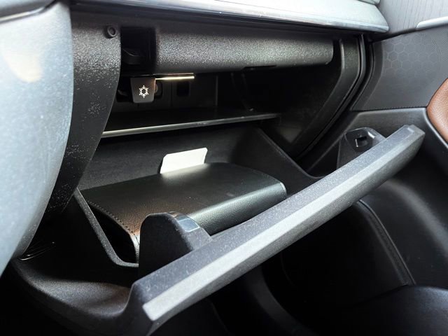 Used 2020 Volvo XC90 T6 Momentum image 31