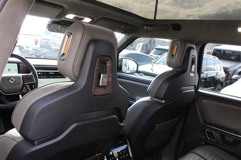 Used 2022 Rivian R1T Launch Edition image 24