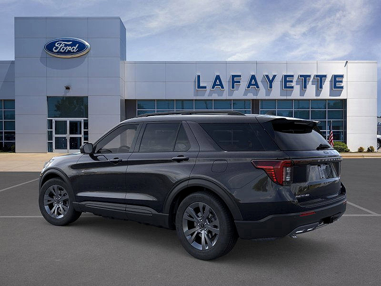 New 2026 Ford Explorer Active w/ Active Comfort Package image 4