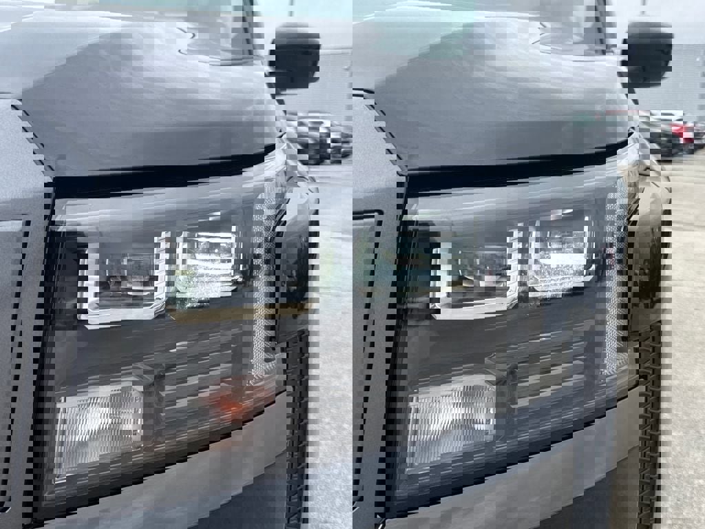 New 2026 Nissan Frontier SV w/ SV Convenience Package image 10