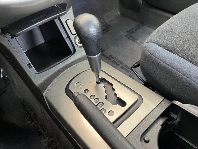 Used 2003 Nissan Altima 3.5 SE FWD image 20