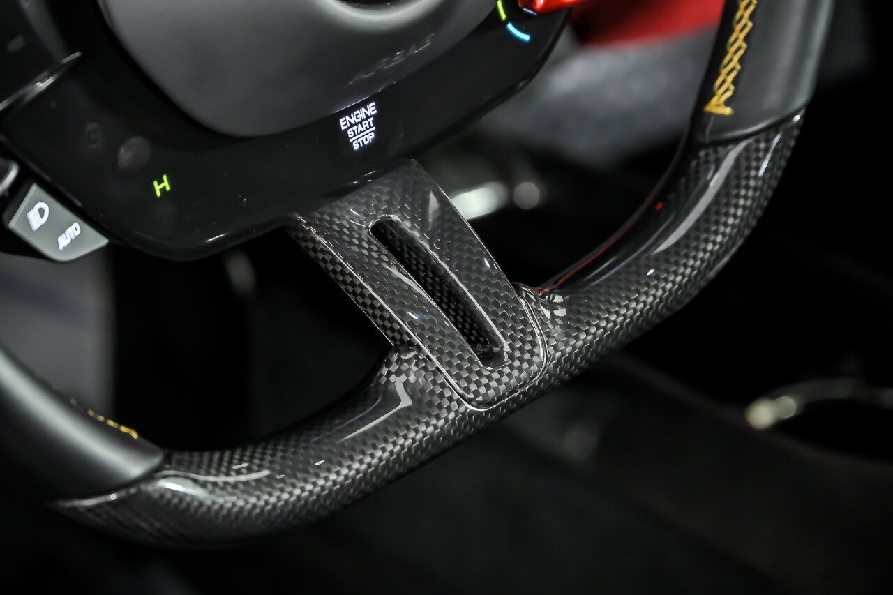 Used 2022 Ferrari SF90 Spider image 34