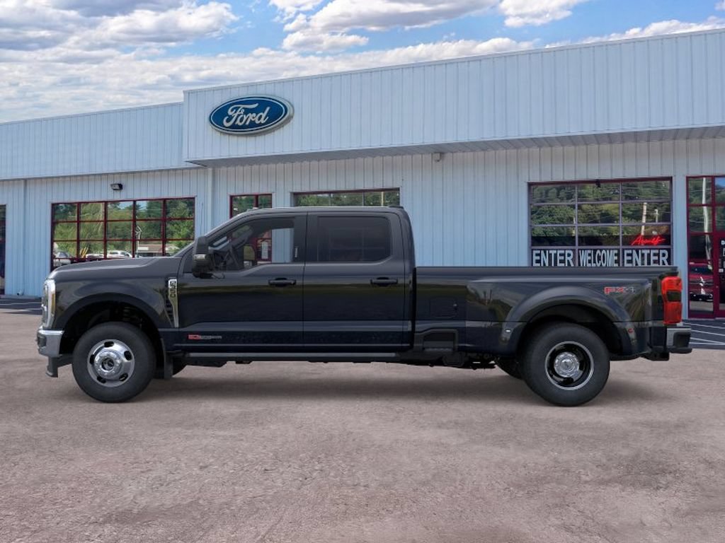 New 2026 Ford F350 Lariat w/ Lariat Ultimate Package AWD/4WD image 3