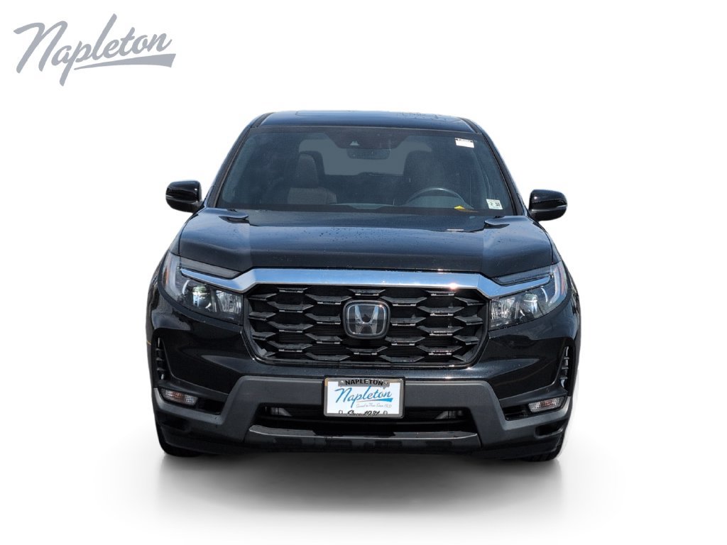Used 2025 Honda Passport EX-L image 9