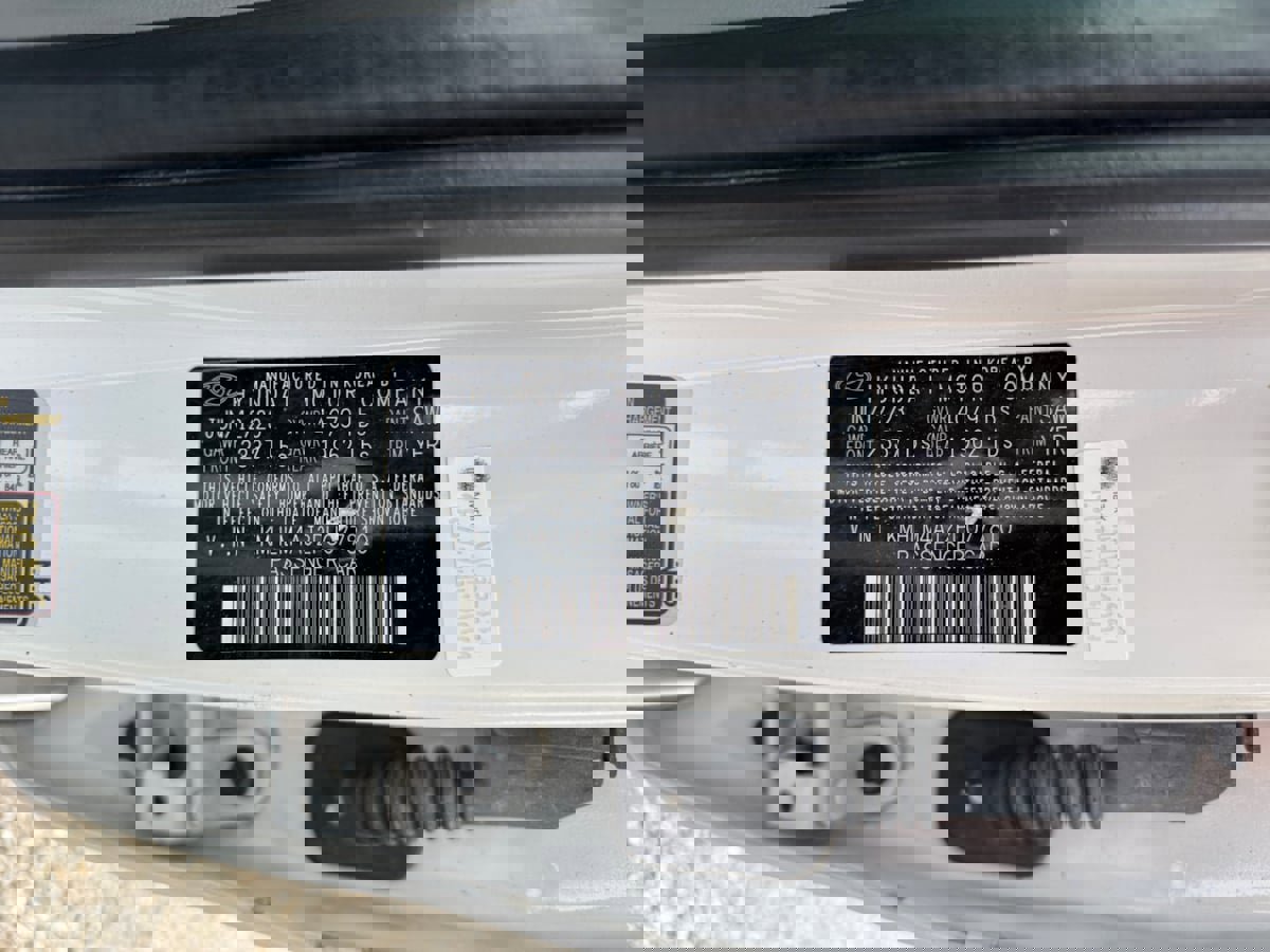 Used 2023 Hyundai Elantra Blue FWD image 20