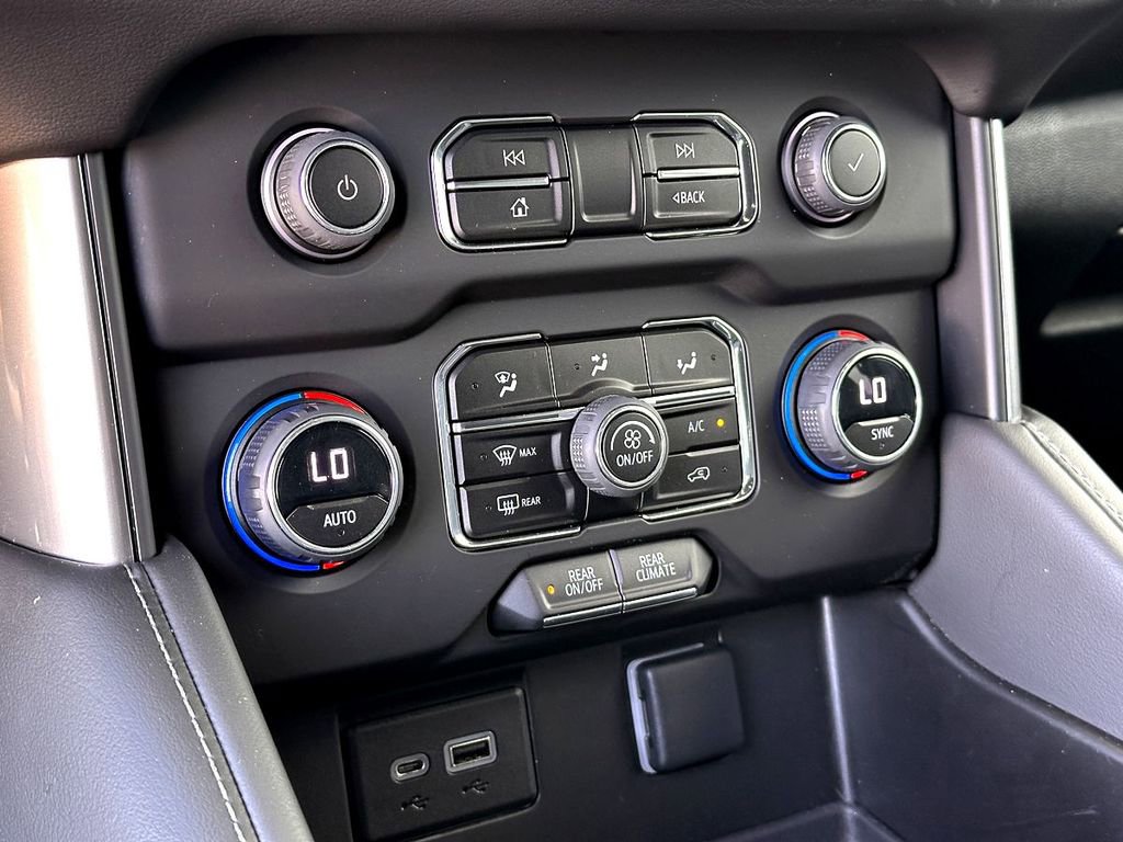 Used 2023 Chevrolet Tahoe LS RWD image 18