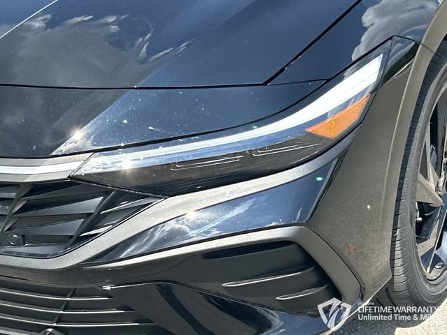 New 2026 Hyundai Elantra SEL Sport FWD image 9