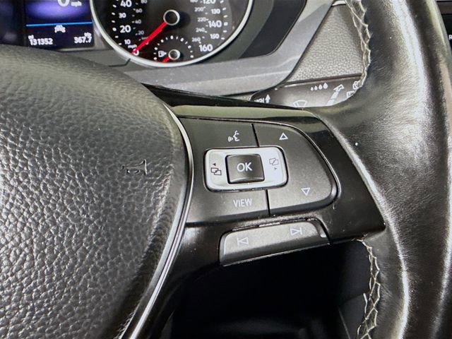 Used 2020 Volkswagen Tiguan SE R-Line FWD image 14