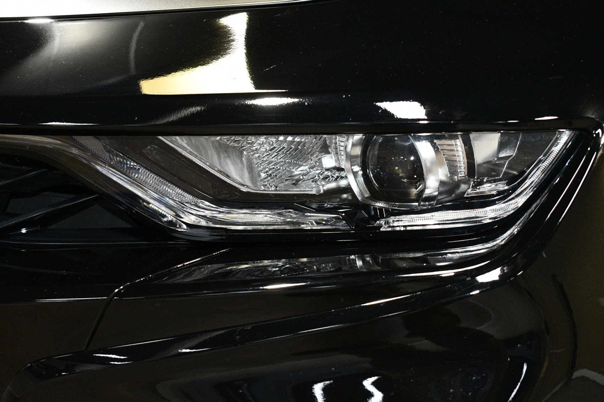 Used 2019 Chevrolet Camaro SS image 57