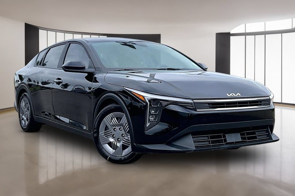 Used 2025 Kia K4 FWD image 11