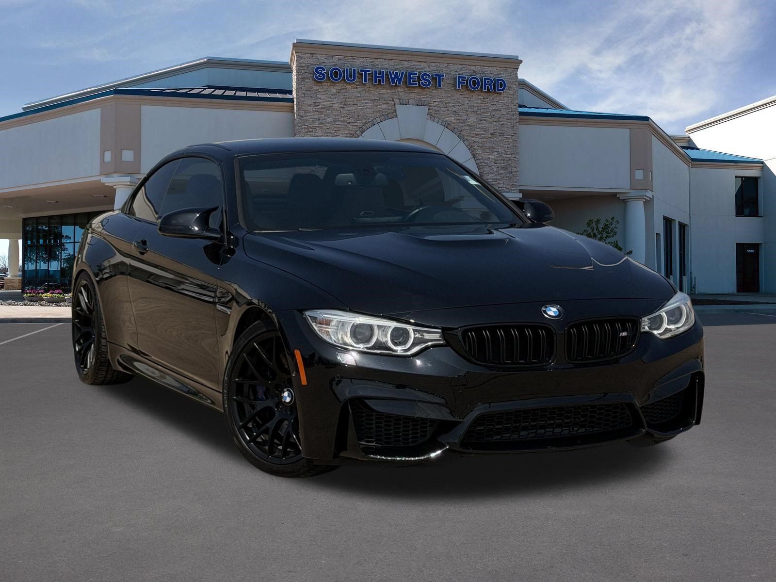 Used 2015 BMW M4 Convertible RWD image 1