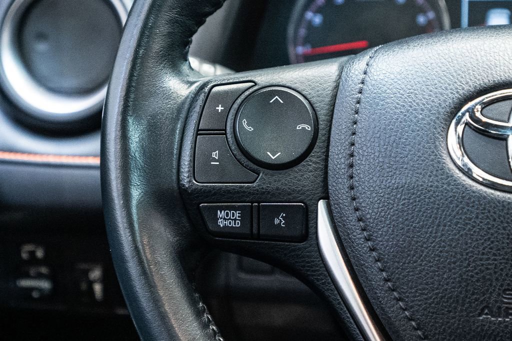 Used 2016 Toyota RAV4 SE image 18