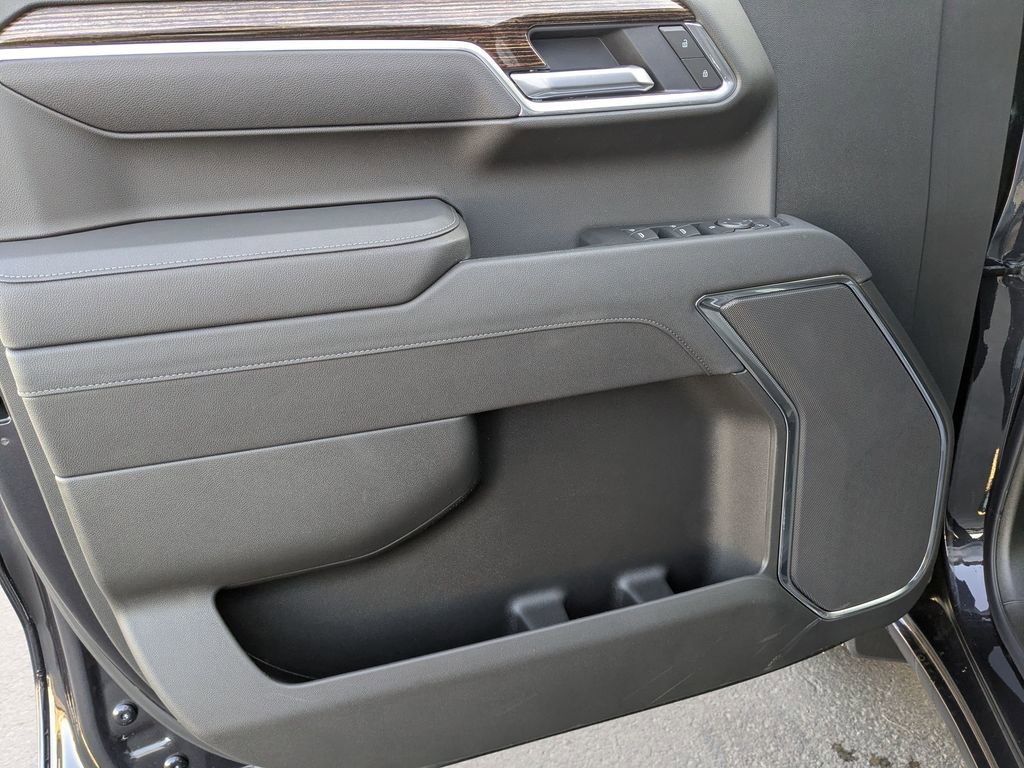 New 2026 GMC Sierra 1500 Elevation image 10