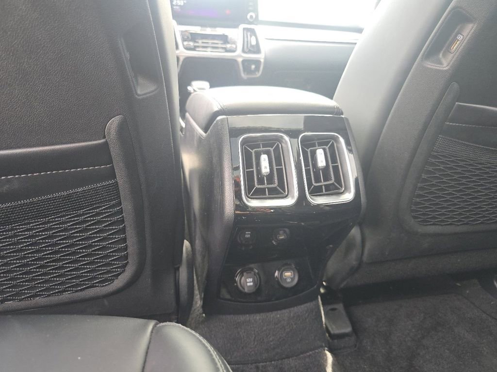 Used 2023 Kia Sorento SX AWD/4WD image 26