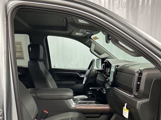 New 2026 GMC Sierra 1500 SLT w/ SLT Premium Plus Package image 23