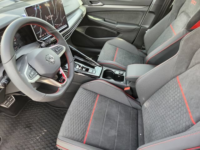New 2026 Volkswagen Golf SE FWD image 19