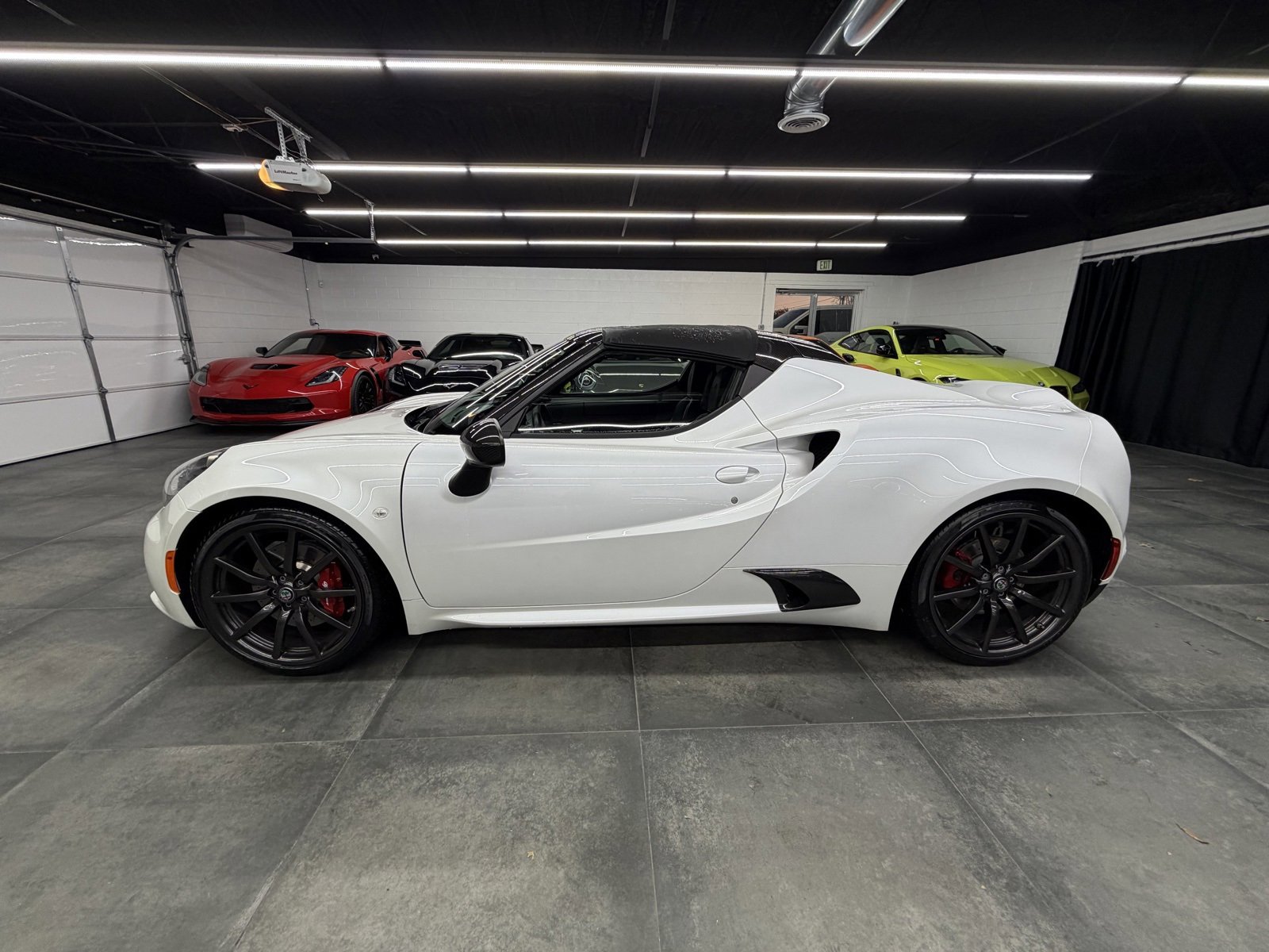 Used 2018 Alfa Romeo 4C Spider w/ Spider Track Package 3 image 3