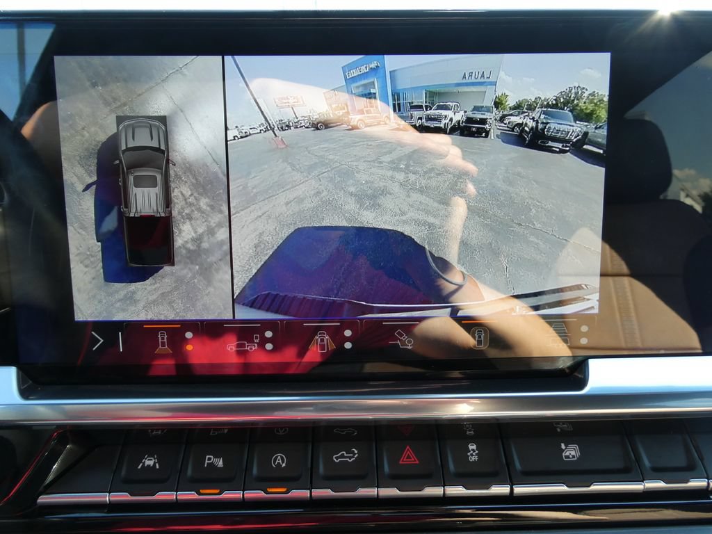 Certified 2024 Chevrolet Silverado 1500 High Country w/ Technology Package AWD/4WD image 40