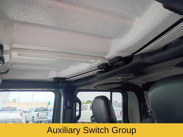 Used 2021 Jeep Gladiator Mojave AWD/4WD image 18