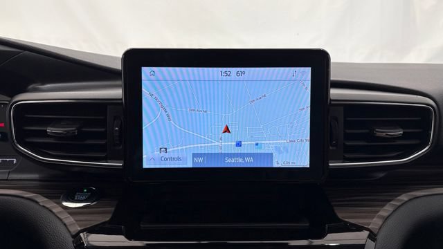Used 2021 Ford Explorer Limited w/ Hybrid Equipment Group 310A RWD image 41