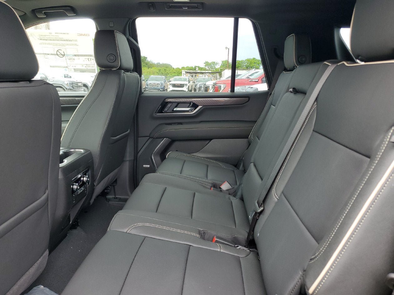 New 2027 GMC Yukon Elevation w/ Elevation Preferred Package RWD image 11