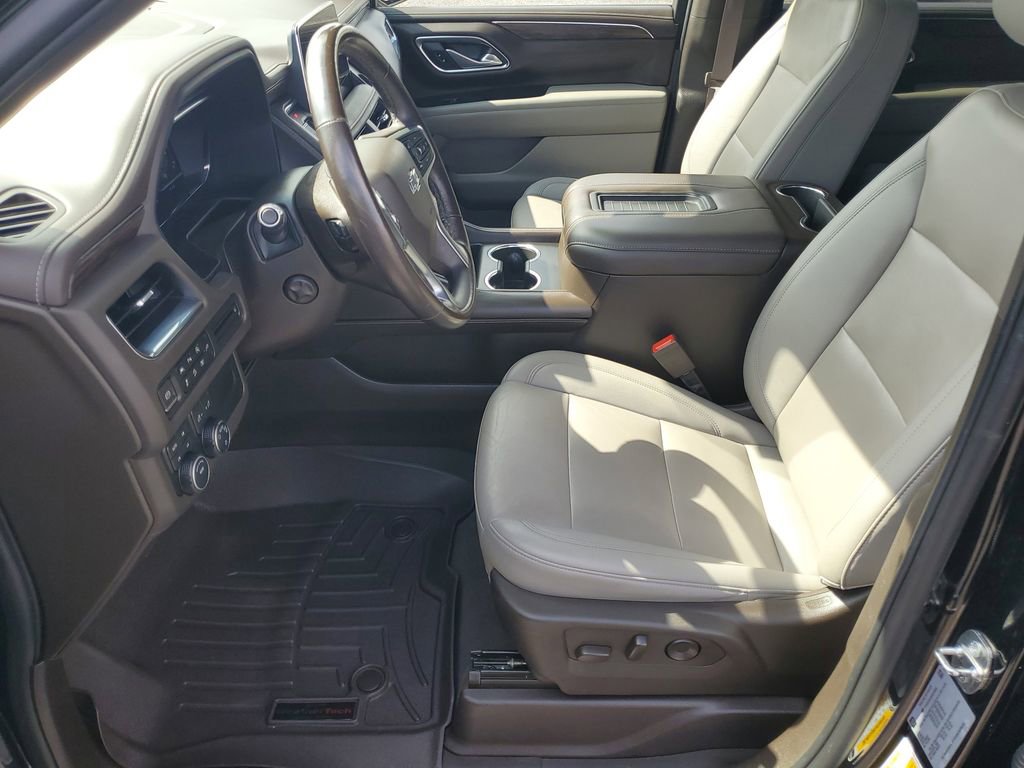 Used 2022 Chevrolet Tahoe Z71 w/ Luxury Package image 5