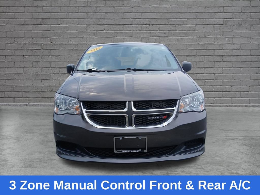 Used 2016 Dodge Grand Caravan SE w/ Quick Order Package 29E SE FWD image 9