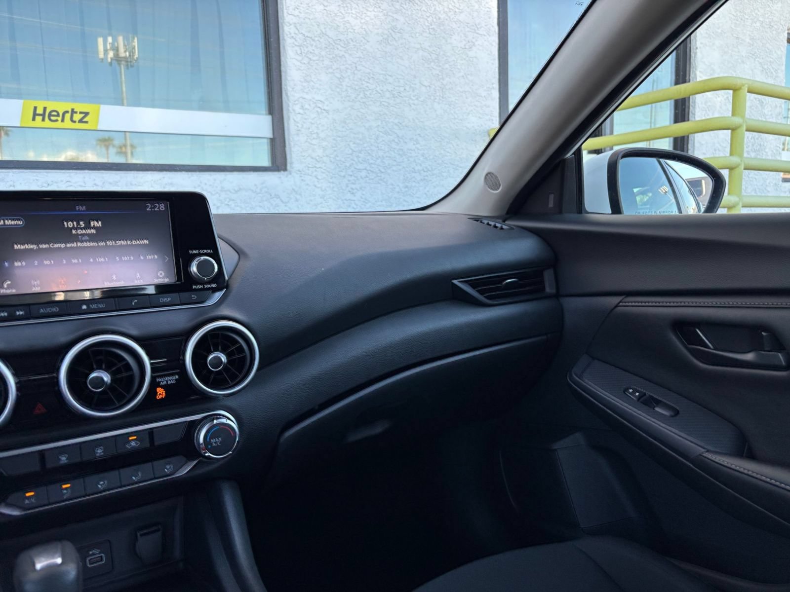 Used 2025 Nissan Sentra S FWD image 33