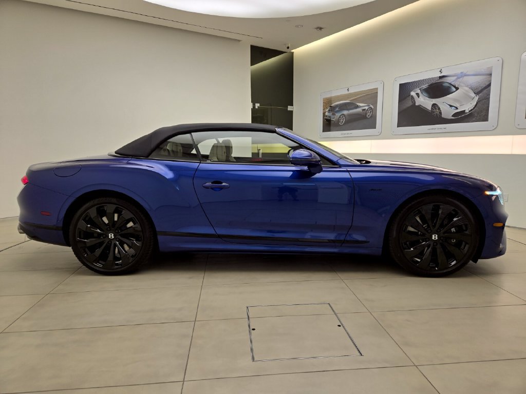 New 2026 Bentley Continental GT Azure AWD/4WD image 39