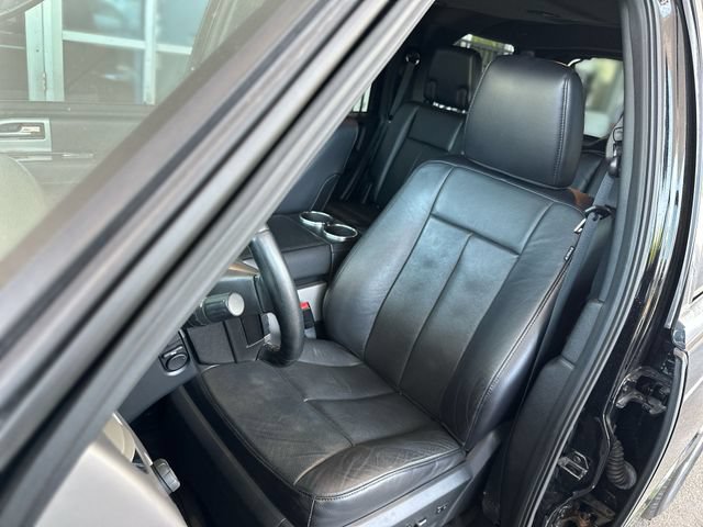 Used 2017 Ford Expedition Limited w/ Equipment Group 301A AWD/4WD image 12