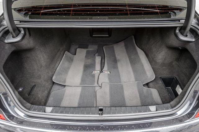 Used 2019 BMW 740i w/ M Sport Package RWD image 11