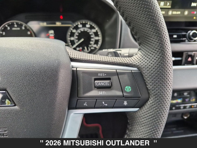 Used 2026 Mitsubishi Outlander SE AWD/4WD image 18
