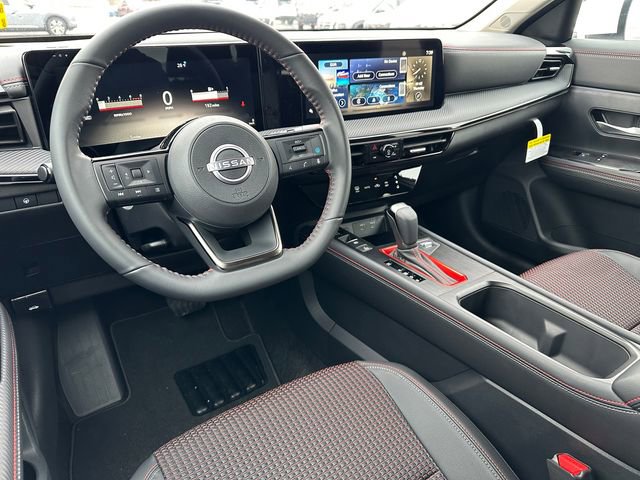 New 2025 Nissan Kicks SR image 32