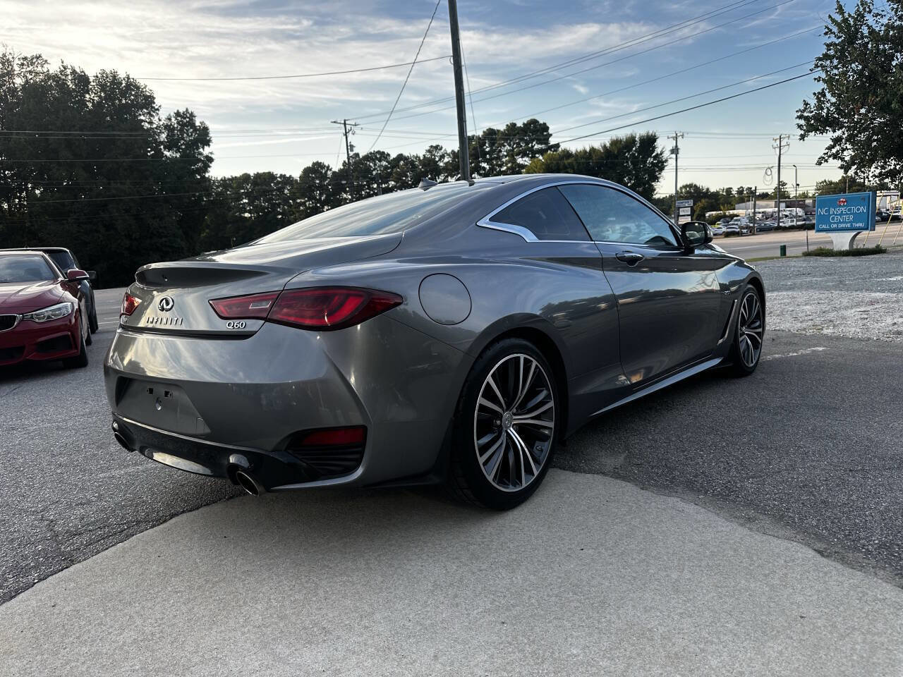 Used 2017 INFINITI Q60 2.0t w/ Premium Plus Package 2.0T image 6
