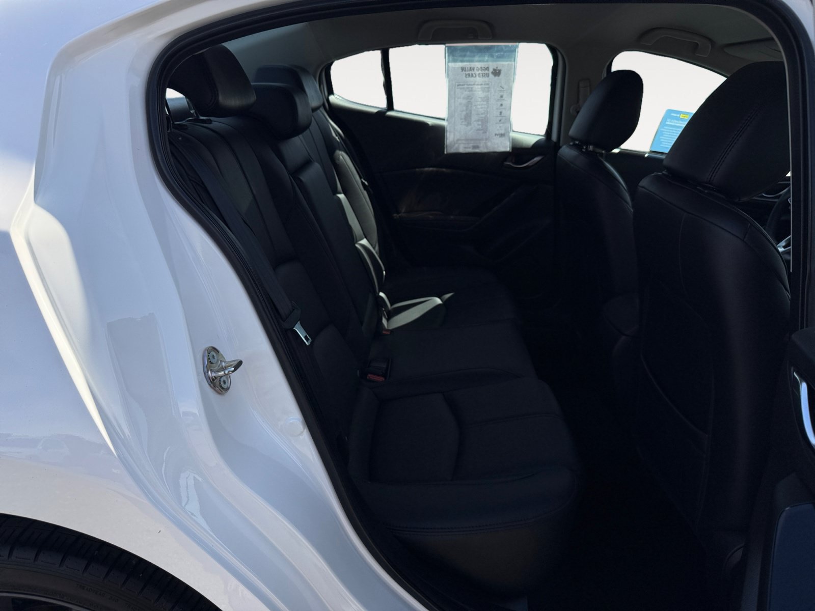 Used 2018 MAZDA MAZDA3 Touring FWD image 18