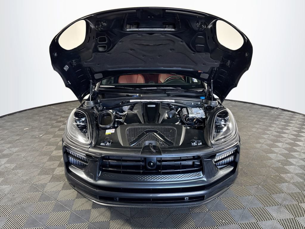 Used 2023 Porsche Macan S AWD/4WD image 23