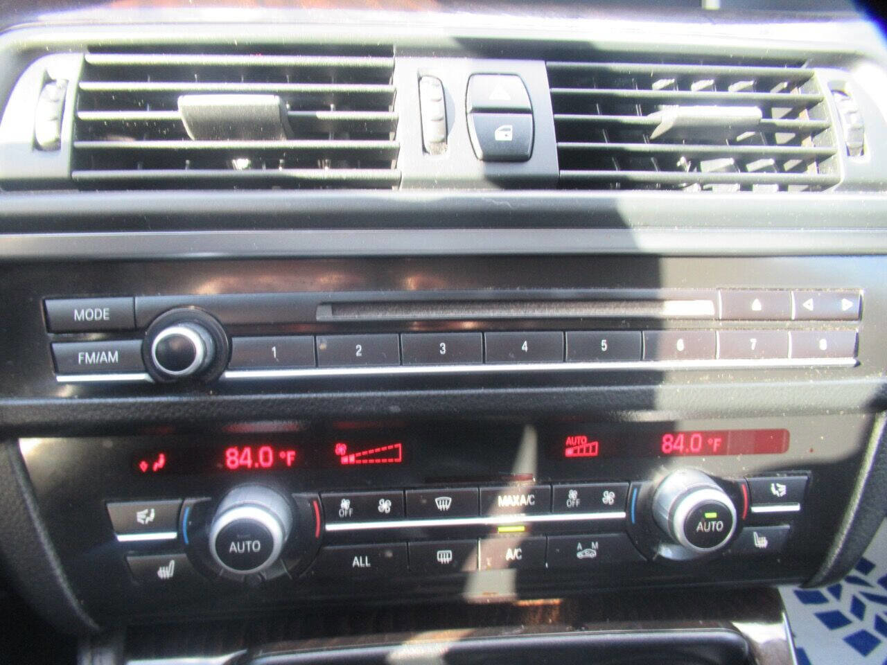 Used 2013 BMW 528i xDrive Sedan image 19