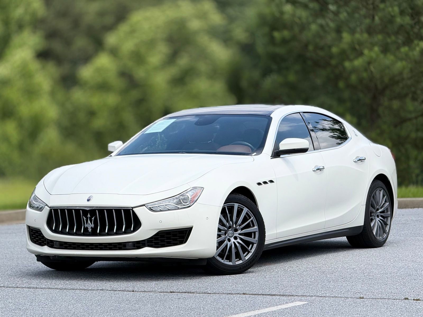 Used 2019 Maserati Ghibli RWD image 8