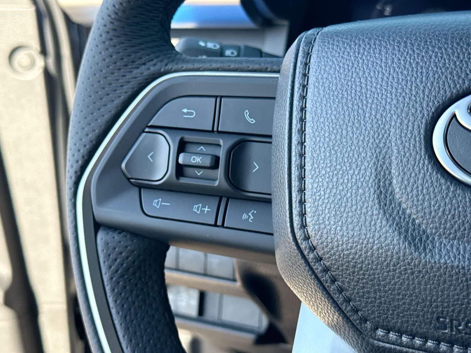 New 2025 Toyota Tacoma TRD Off-Road AWD/4WD image 27