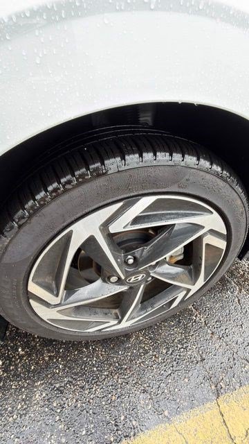 Used 2024 Hyundai Sonata SEL w/ Convenience Package FWD image 10